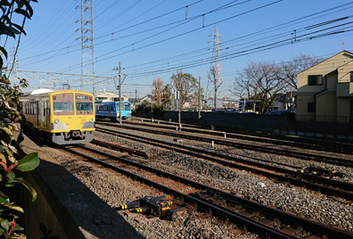 電車でのアクセス